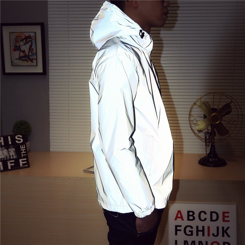 LEDライトアップウィンドブレーカー カップルサイクリング反 - Reflective Running Jacket のレビューと価格