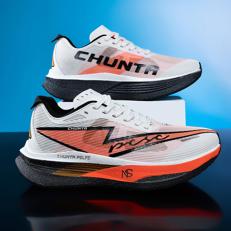 ランニングシューズ カーボンボード マラソン メンズ スペシ - Running Z のレビューと価格